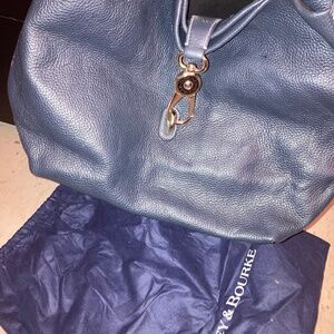 Dooney & Bourke Sorrento Logo Lock Sac Italian Leather Large Shoulder Tote Bag